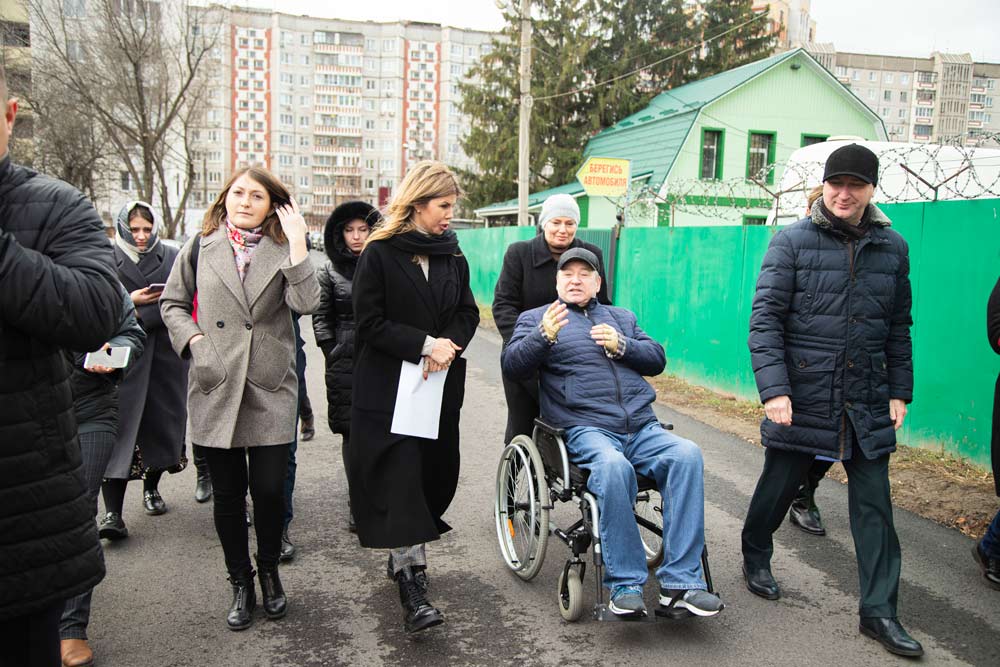 Глава города прошла с комиссией по 11 отремонтированным дорогам Глава города прошла с комиссией по 11 отремонтированным дорогам